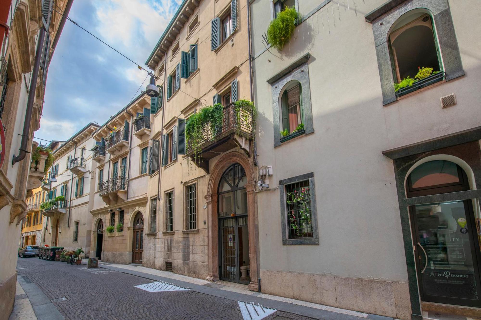 Borsarihouse Wifi & Smarttv Leilighet Verona Eksteriør bilde